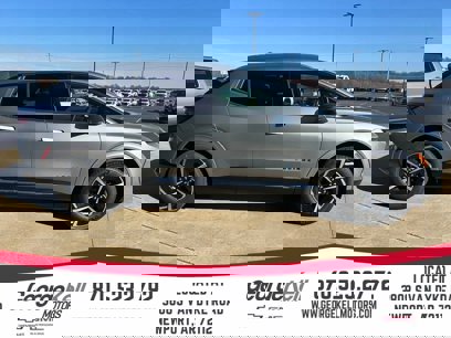 New 2025 Chevrolet Equinox EV LT w/ Convenience Package