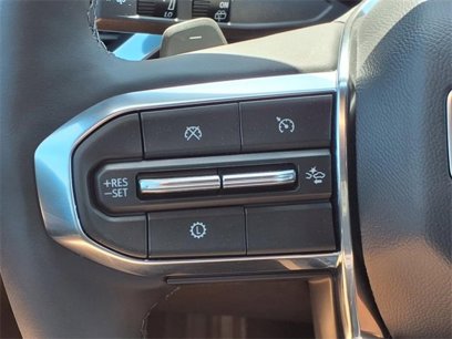 New 2025 GMC Acadia Elevation w/ Elevation Premium Package