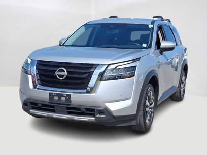 Used 2023 Nissan Pathfinder SL