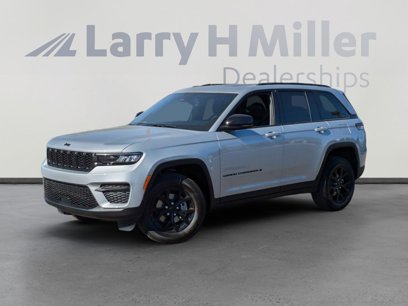 New 2025 Jeep Grand Cherokee Altitude