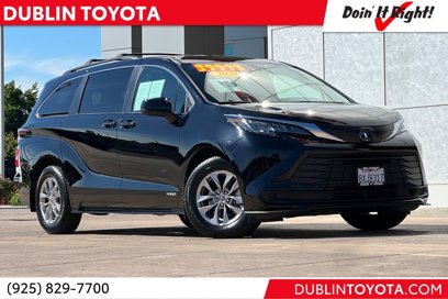 Certified 2021 Toyota Sienna LE