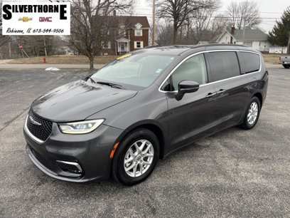 Used 2022 Chrysler Pacifica Touring-L