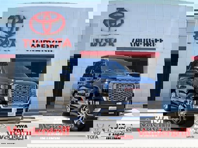 Used 2023 GMC Yukon XL Denali