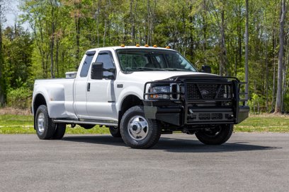 Used 2000 Ford F350 Lariat