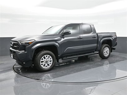 New 2024 Toyota Tacoma SR