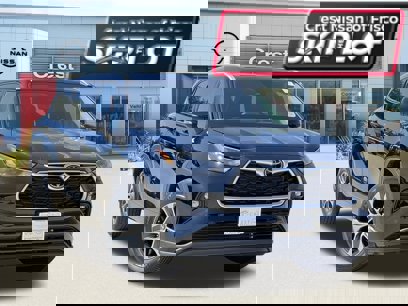 Used 2022 Toyota Highlander XLE