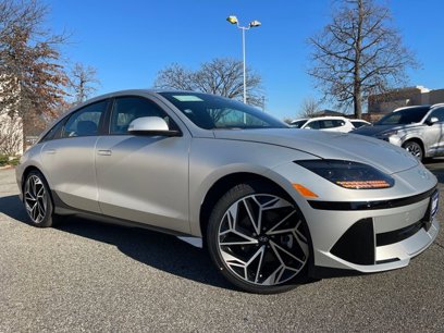New 2025 Hyundai Ioniq 6 SEL