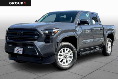 New 2025 Toyota Tacoma SR5