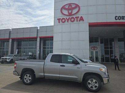 Used 2015 Toyota Tundra SR5 w/ SR5 Upgrade Package