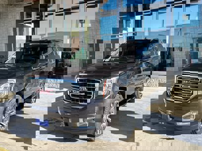 Used 2018 GMC Yukon SLT