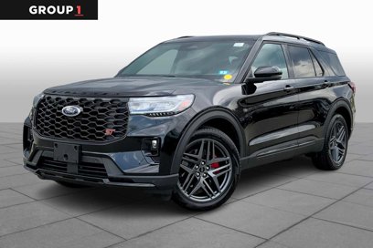 Used 2025 Ford Explorer ST