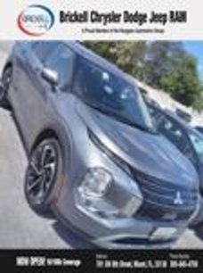 Used 2023 Mitsubishi Outlander SE