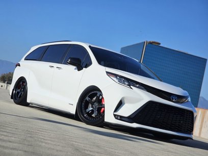 Used 2021 Toyota Sienna XSE