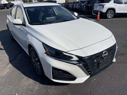 Used 2023 Nissan Altima 2.5 SV w/ SV Premium Package
