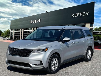 Certified 2023 Kia Carnival LX