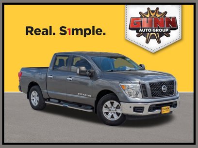 Used 2019 Nissan Titan SV w/ SV Convenience Package
