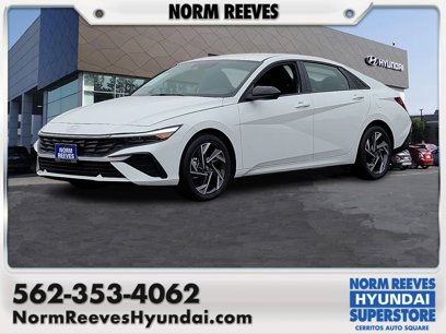 Used 2025 Hyundai Elantra Sport w/ Cargo Package