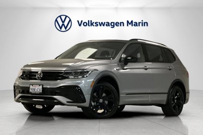 Certified 2024 Volkswagen Tiguan SE R-Line