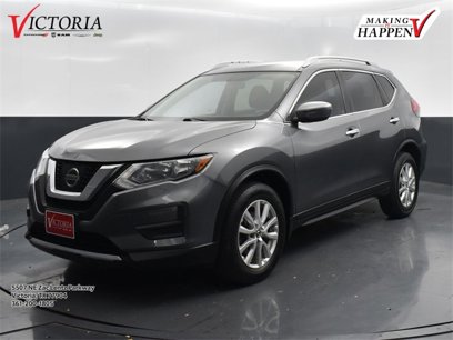Used 2017 Nissan Rogue SV