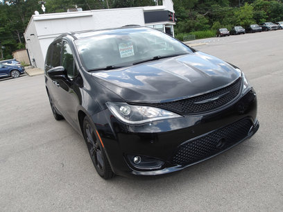 Used 2019 Chrysler Pacifica Touring-L Plus w/ Advanced Safetytec Group