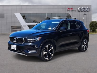 Used 2019 Volvo XC40 T5 Momentum
