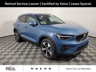 Certified 2025 Volvo XC40 B5 Plus w/ Protection Package Premier