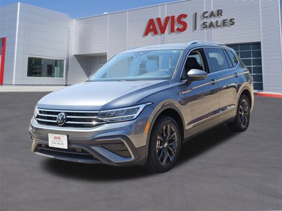 Used 2024 Volkswagen Tiguan SE