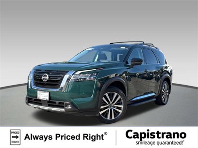 Used 2022 Nissan Pathfinder Platinum w/ Lighting Package (N93)