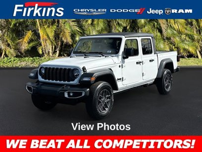 New 2025 Jeep Gladiator Sport