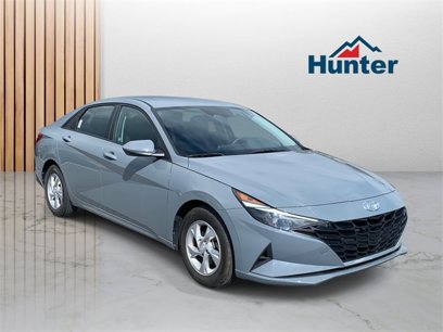 Used 2024 Hyundai Elantra SE