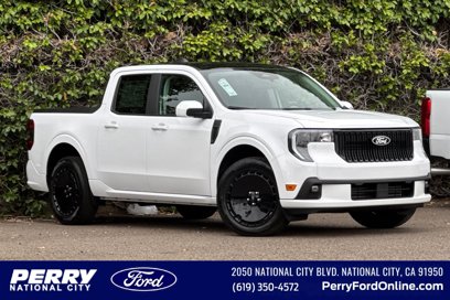 New 2025 Ford Maverick Lobo
