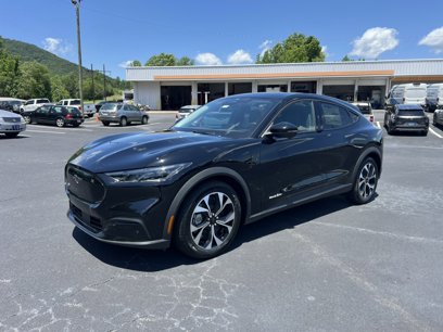 New 2025 Ford Mustang Mach-E Select w/ Interior Protection Package