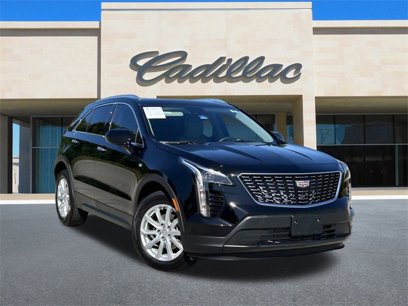 Certified 2023 Cadillac XT4 Luxury w/ Cold Weather Package