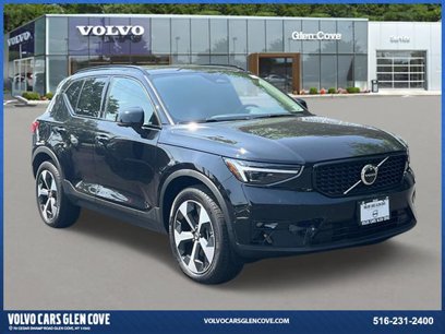 Used 2025 Volvo XC40 B5 Plus w/ Protection Package Premier