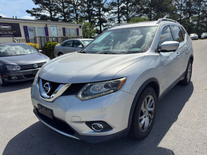 Used 2015 Nissan Rogue SL w/ SL Premium Package