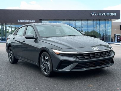 New 2025 Hyundai Elantra SEL
