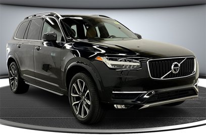 Used 2017 Volvo XC90 T6 Momentum w/ Vision Package