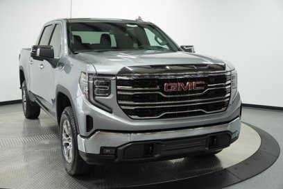 New 2025 GMC Sierra 1500 SLT