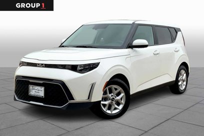 Used 2023 Kia Soul LX w/ Option Group 015