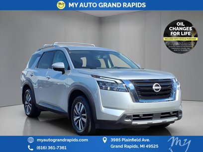Used 2024 Nissan Pathfinder SL
