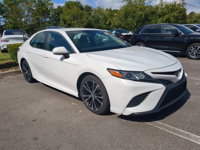 Used 2020 Toyota Camry SE