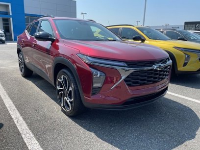 New 2025 Chevrolet Trax RS w/ Sunroof Package