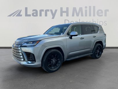 Used 2024 Lexus LX 600 4WD w/ Premium Package