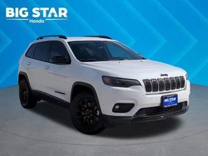 Used 2023 Jeep Cherokee Altitude Lux