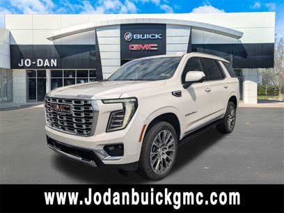 New 2025 GMC Yukon Denali w/ Sun & Power Step Package