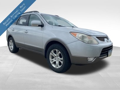 Used 2009 Hyundai Veracruz GLS w/ Preferred Pkg 2