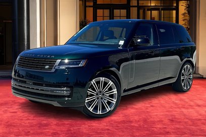 New 2025 Land Rover Range Rover Long Wheelbase SE