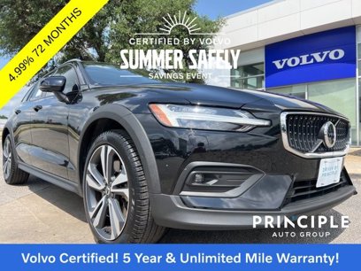 Certified 2023 Volvo V60 B5 Cross Country Plus w/ Climate Package