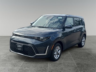 New 2025 Kia Soul LX