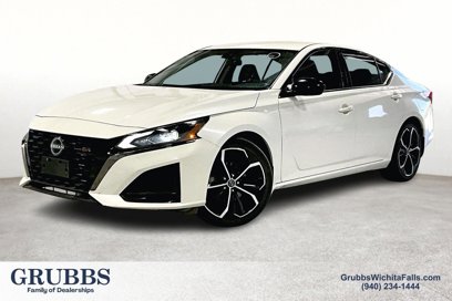 Used 2023 Nissan Altima 2.5 SR